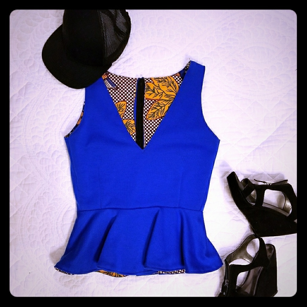 Bright blue peplum top. Momitomi origional ❤